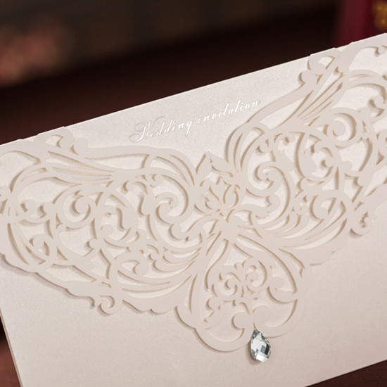 Convite de Casamento Elegente Branco Diamante cortado laser Revenda WPL0018